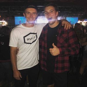 Meet your Posher, Hunter